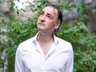 Comedian and pianist Alistair McGowan to host special event
