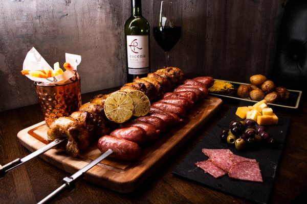 15,000 hot meals for school children pledge hospitality chain