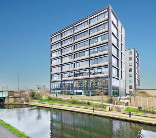 PHMG arrives in Leeds