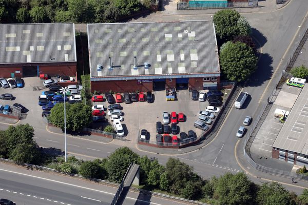 One Stop Hire Limited expands and agrees six-year lease with Towngate PLC