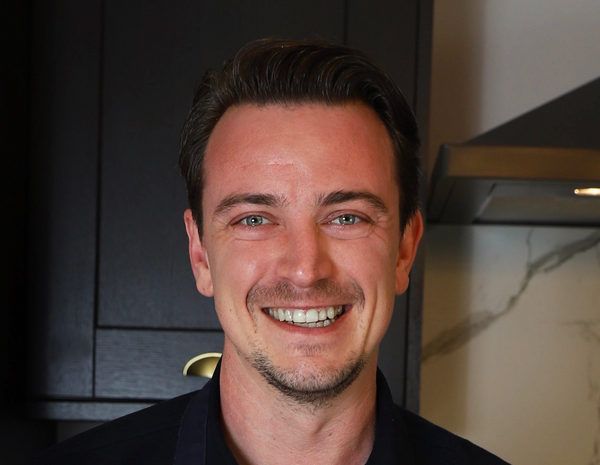 Michelin star chef launches luxury “dinner-party-in-a-box”