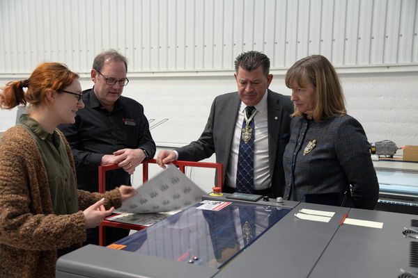 Print firm welcome Master and Mistress Cutler visit