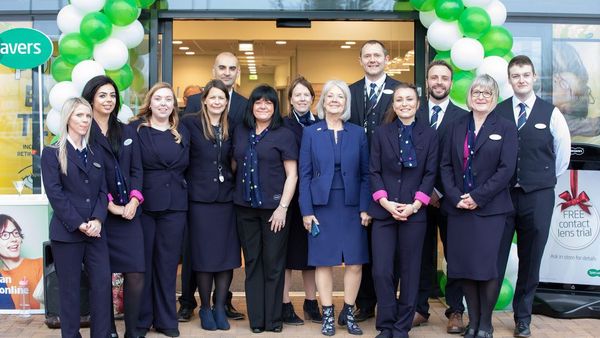 Hull Specsavers anounce £150,000 investment into equipment