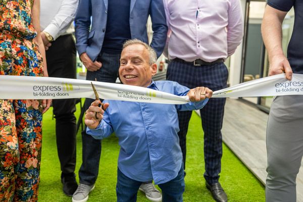 Star Wars icon & design legends launch £500,000 site