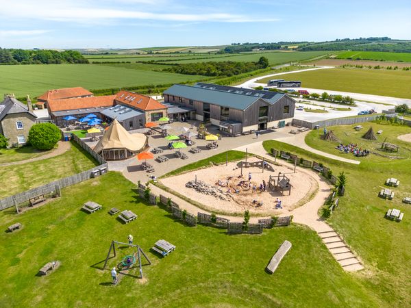 William’s Den celebrates its fifth anniversary in style