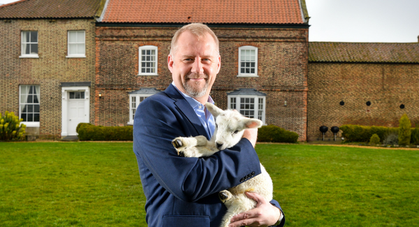 Harrison Spinks awarded Bed Manufacturer of the Year in 13th Annual NBF Bed Awards