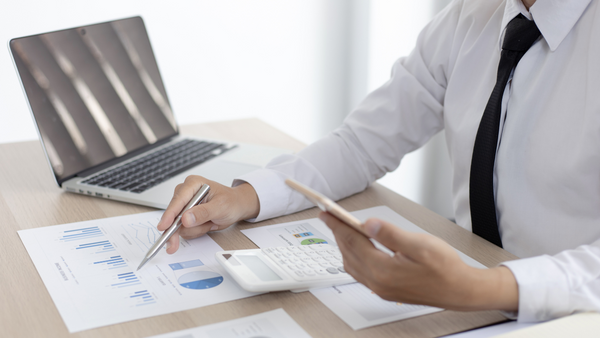 Less than 10% of business owners have put plans in place to manage cashflow