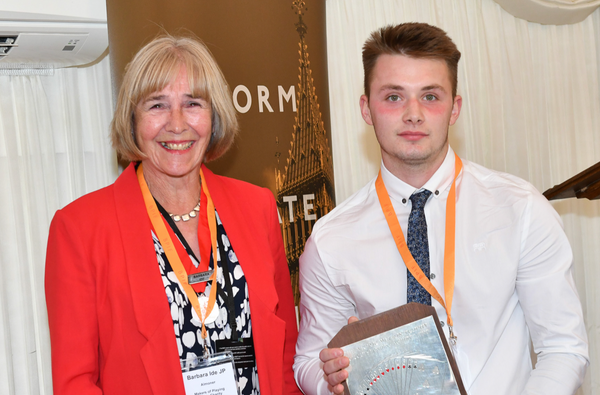 Recognise someone who's excelled this year