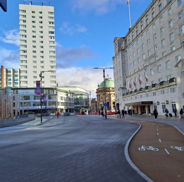 Leeds City Council's executive board to discuss connecting Leeds progress