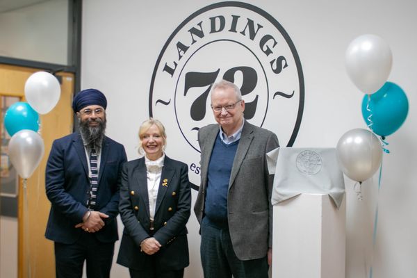 Mayor of West Yorkshire attends reopening of Kirklees College’s Landings 72 restaurant