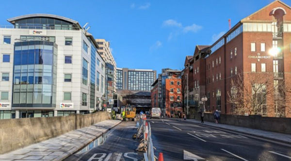 More driver misery in Leeds as Victoria Bridge off-peak closures