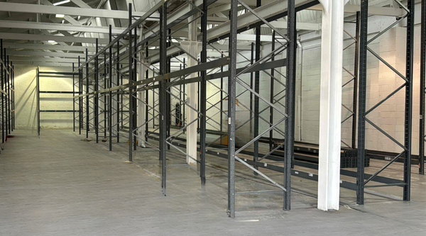 Leading bathroom supplier announces new warehouse expansion in Leeds