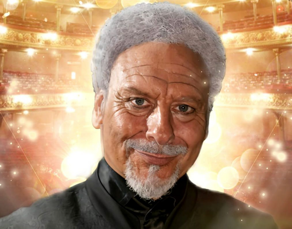 Benidorm Tom plays Holmfirth Picturedrome